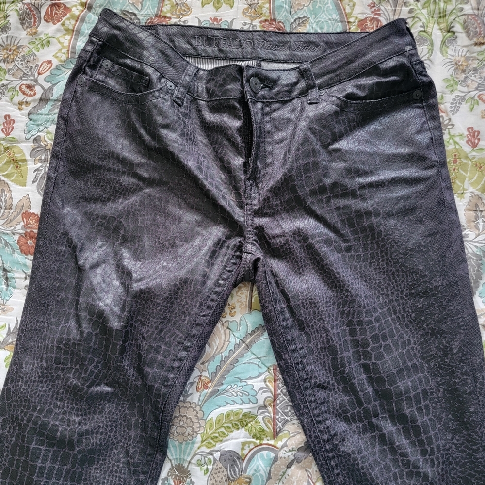 Buffalo by David Bitton black snake print pants size 31